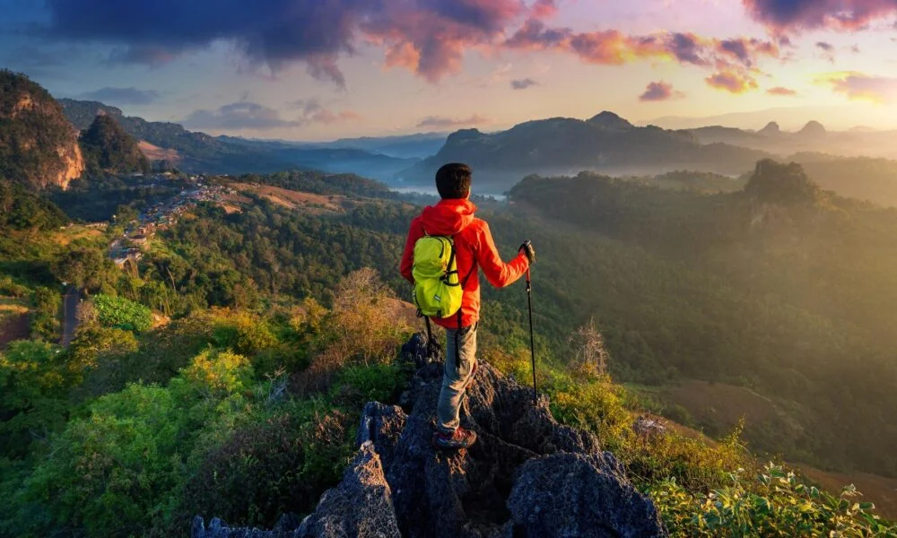 Hoptraveler.com: Redefining the Digital Landscape of Modern Travel